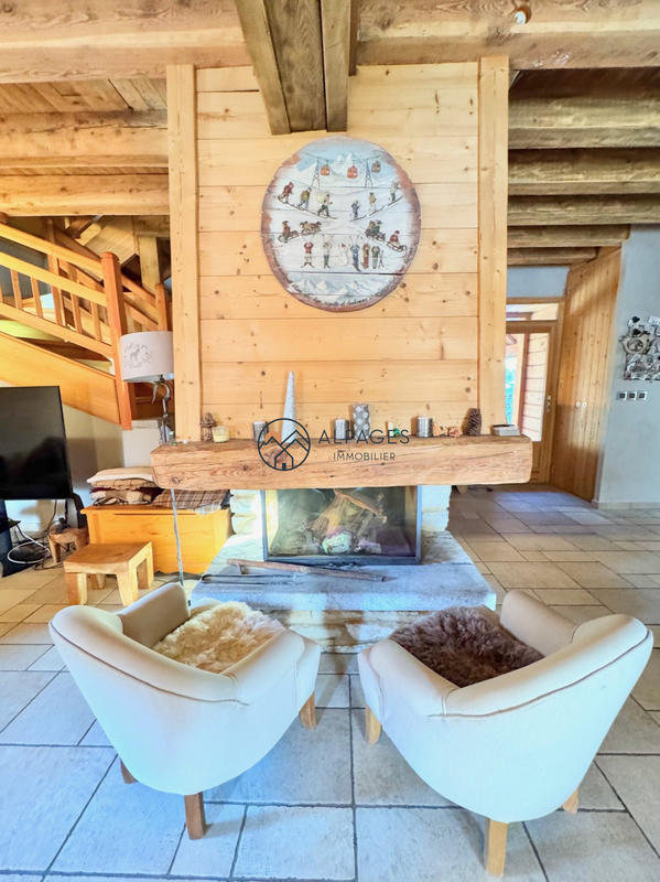 Châlet - 168 m² - 6 pièces