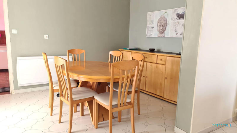 Villa - 196 m² - 8 pièces