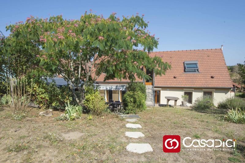 Maison - 90 m² - 6 pièces