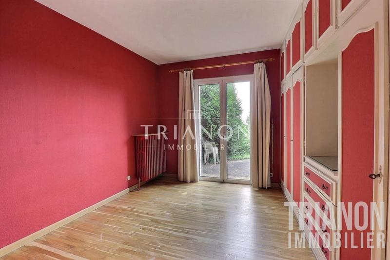 Maison - 240 m² - 7 pièces