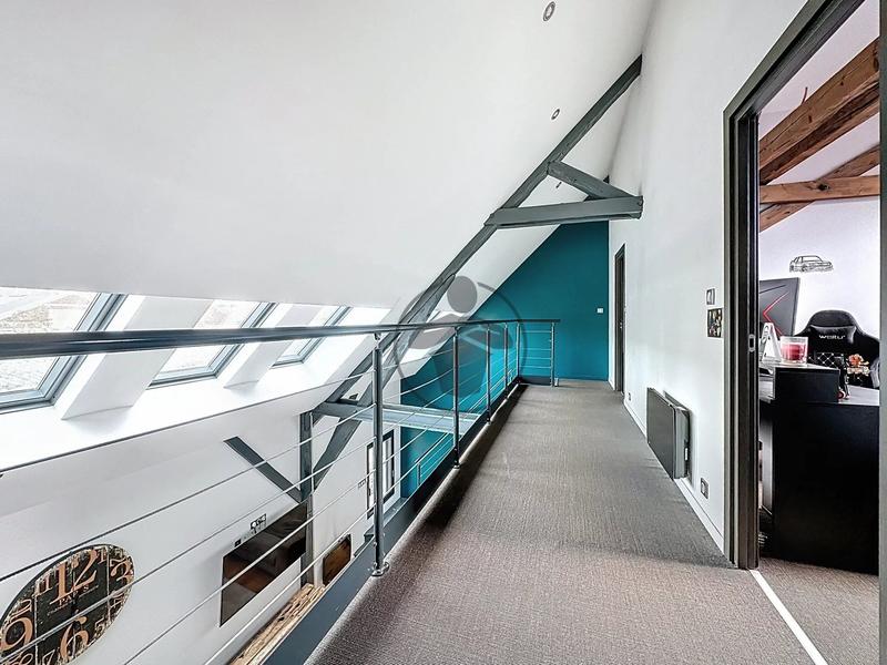 Appartement - 142 m² - 5 pièces