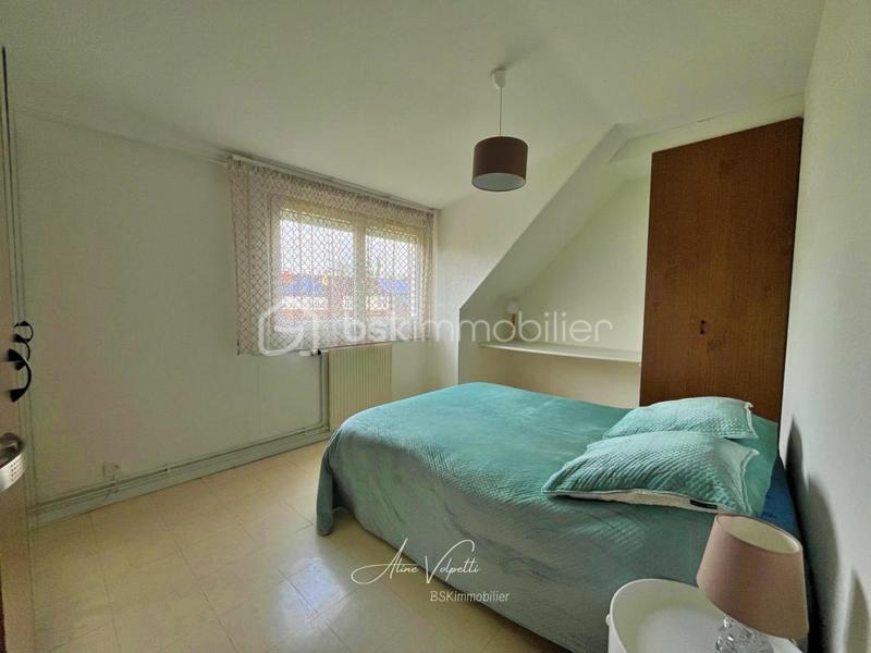 Maison - 104 m² - 5 pièces