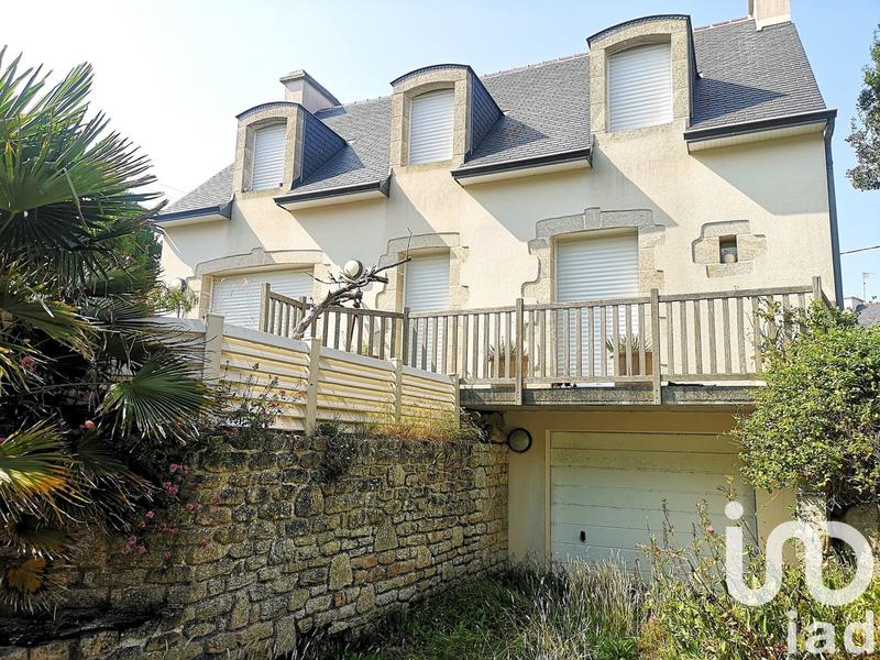 Maison - 158 m² - 7 pièces