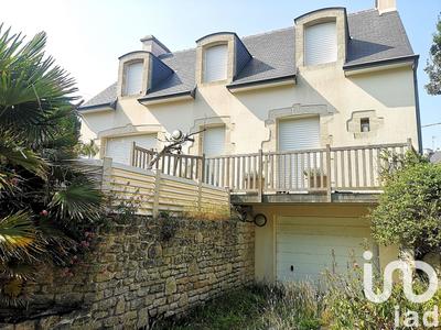 Maison - 158 m² - 7 pièces