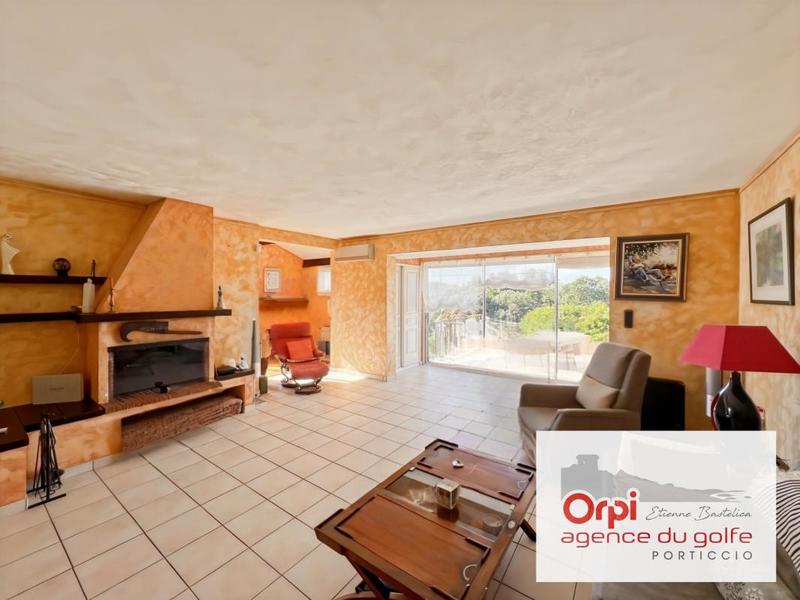 Maison - 143 m² - 3 pièces