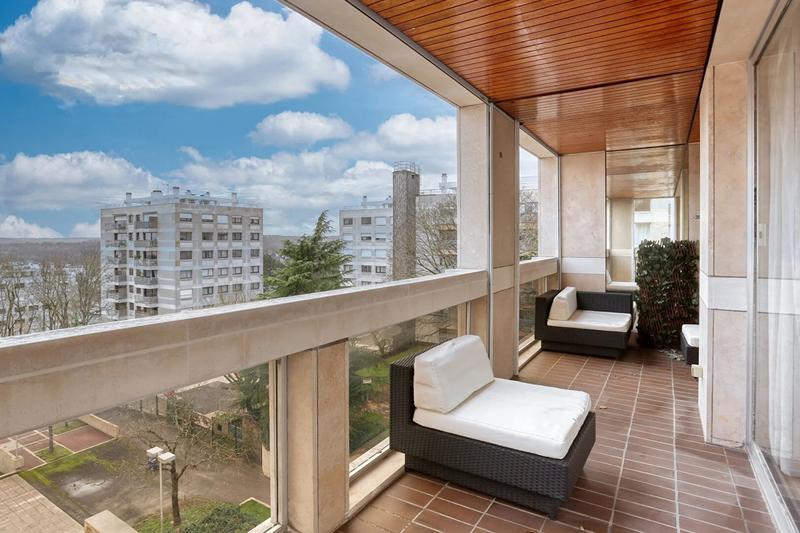 Appartement - 111 m² - 4 pièces