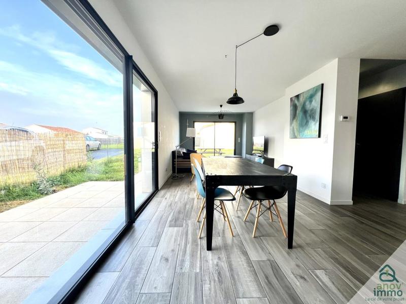 Maison - 120 m² - 5 pièces