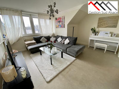 Appartement - 90 m² - 4 pièces