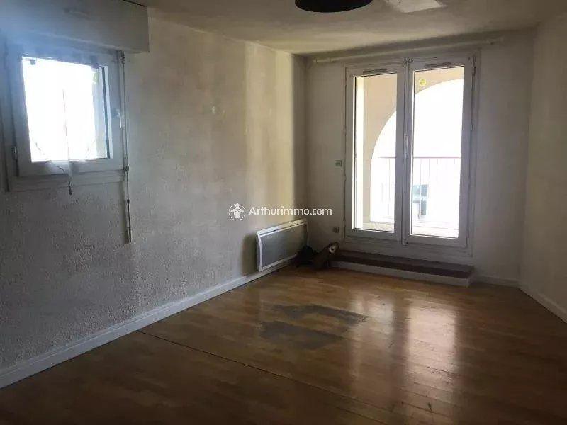 Appartement - 64 m² - 2 pièces