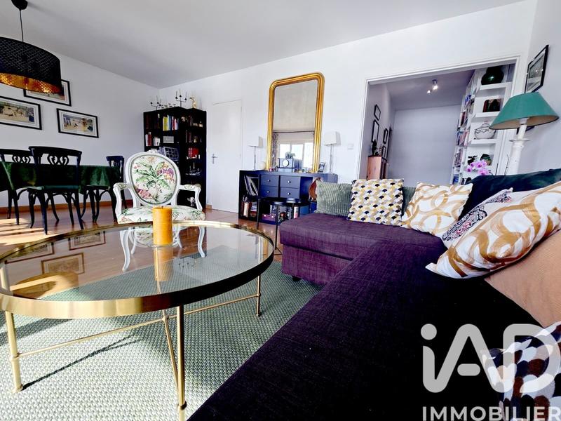 Appartement - 81 m² - 3 pièces