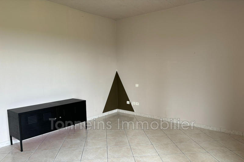 Maison - 375 m² - 8 pièces