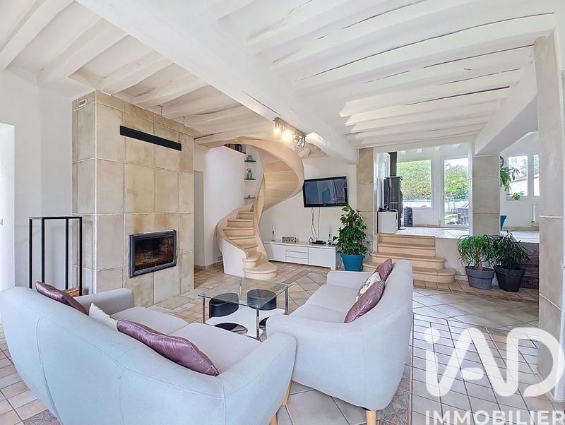 Maison - 155 m² - 6 pièces