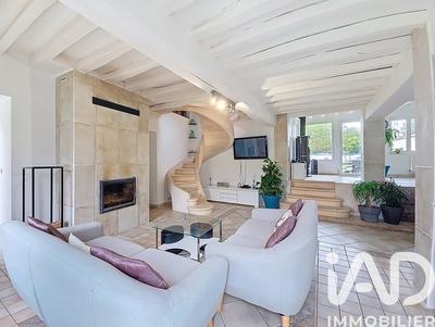 Maison - 155 m² - 6 pièces