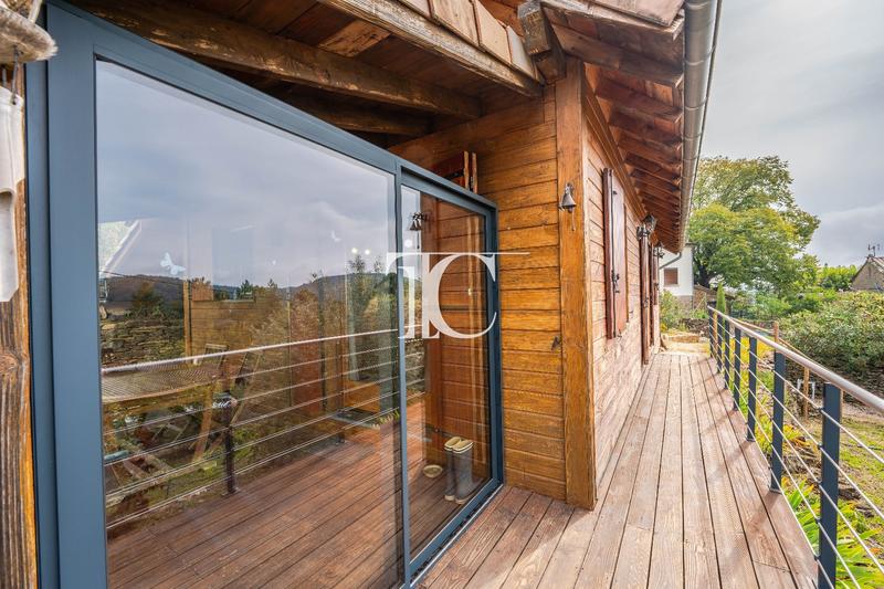 Maison de bois - 70 m² - 4 pièces