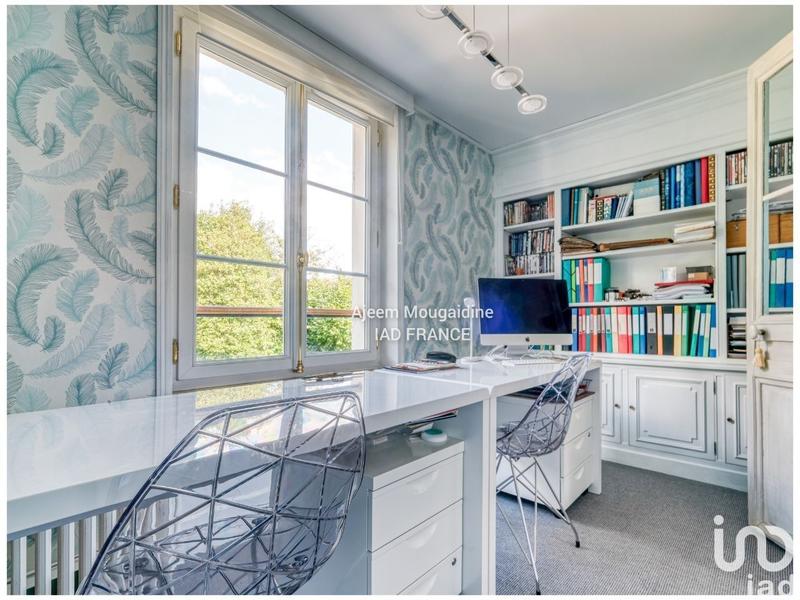 Maison - 226 m² - 9 pièces