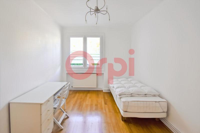 Appartement - 86 m² - 4 pièces