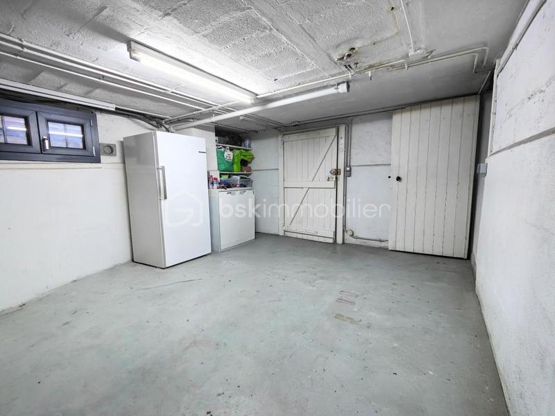 Maison - 224 m² - 14 pièces