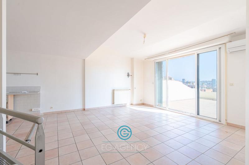 Appartement - 115 m² - 4 pièces