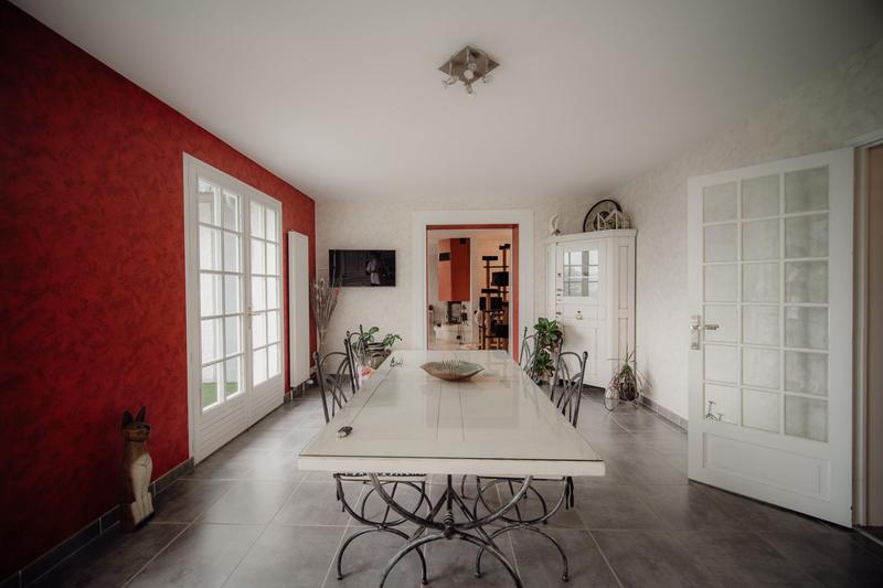 Maison - 217 m² - 8 pièces