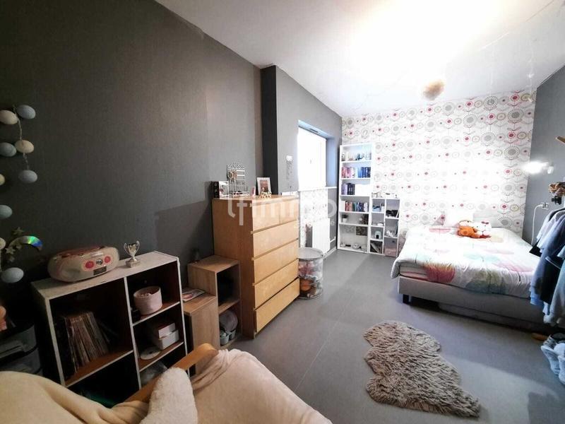 Maison - 211 m² - 7 pièces