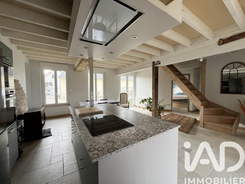 Maison - 137 m² - 5 pièces