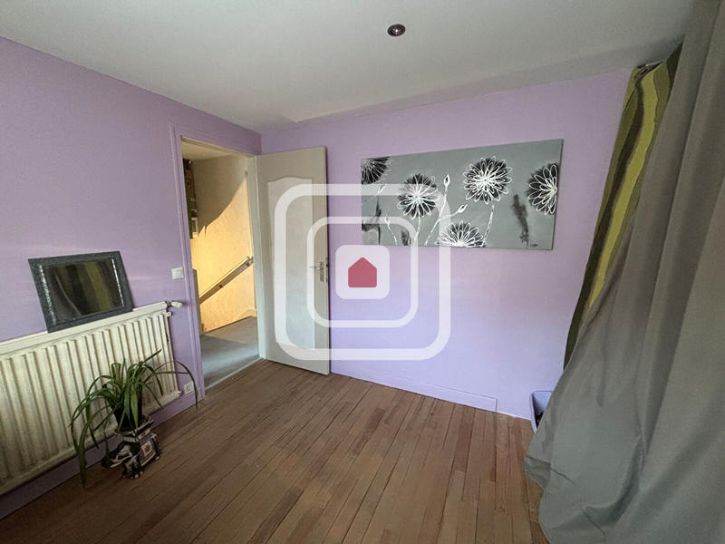 Maison - 83 m² - 5 pièces