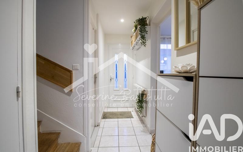 Maison - 80 m² - 5 pièces