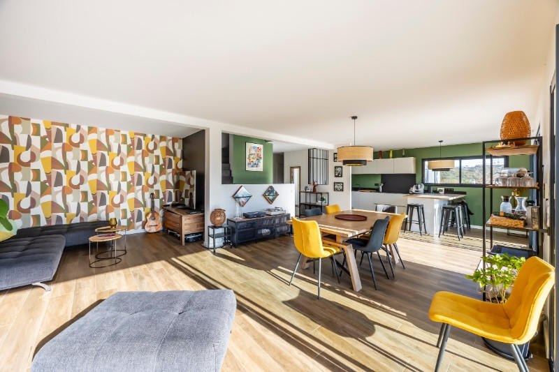 Maison - 198 m² - 8 pièces