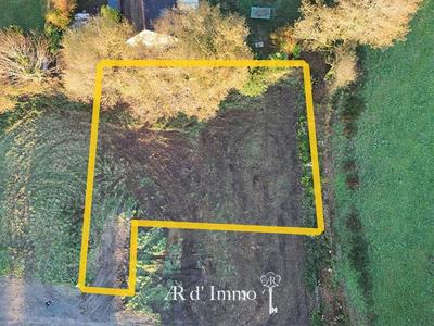Terrain constructible - 635 m²