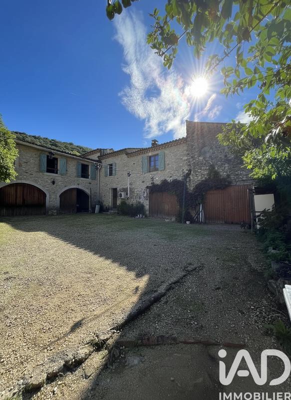 Maison - 289 m² - 12 pièces