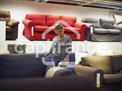 Local commercial - 657 m² - 1 pièce