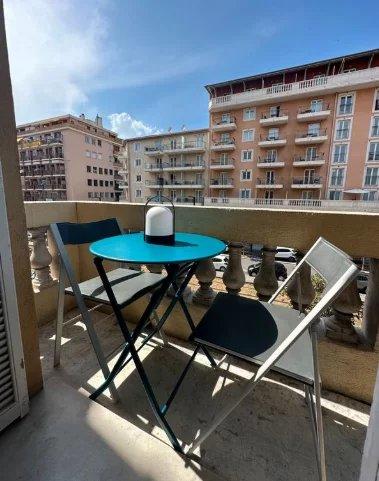 Appartement - 30 m² - 2 pièces