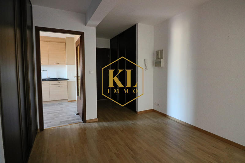 Appartement - 90 m² - 3 pièces