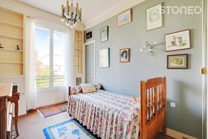 Appartement ancien - 147 m² - 6 pièces