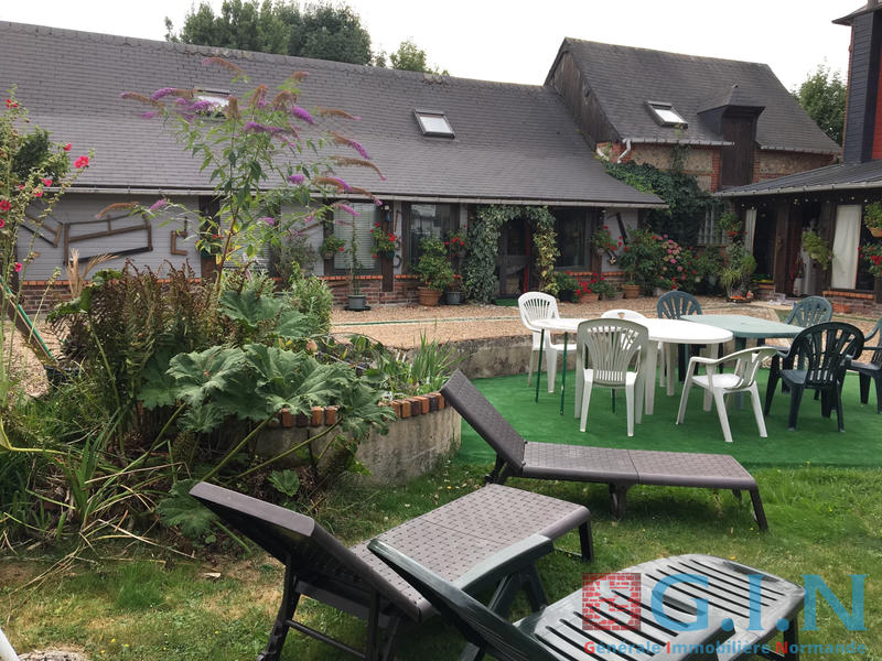 Maison - 276 m² - 5 pièces