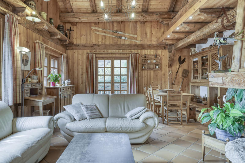 Châlet - 206 m² - 6 pièces