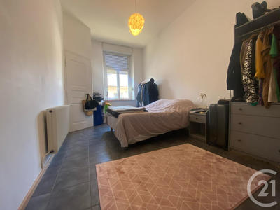 Appartement - 79 m² - 2 pièces