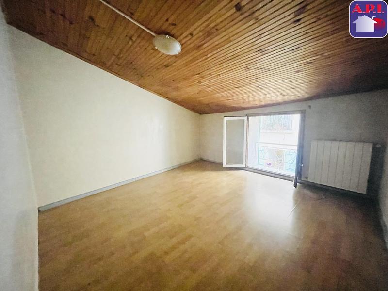 Maison - 99 m² - 5 pièces