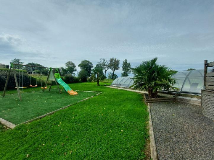 Maison - 184 m² - 8 pièces