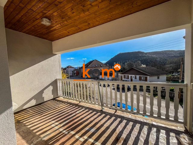 Maison - 137 m² - 5 pièces