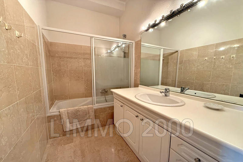 Appartement - 106 m² - 4 pièces