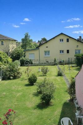 Maison - 146 m² - 6 pièces