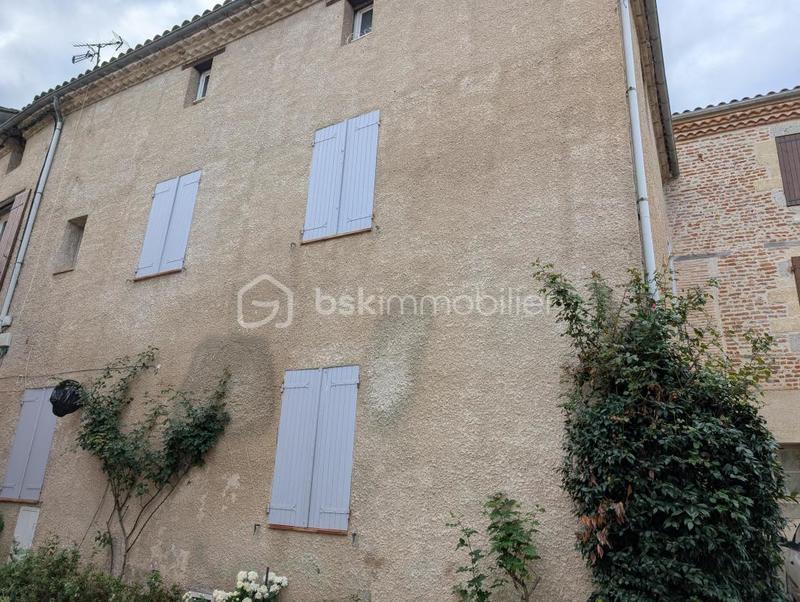 Maison de village - 92 m² - 4 pièces