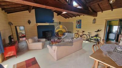 Maison - 91 m² - 6 pièces