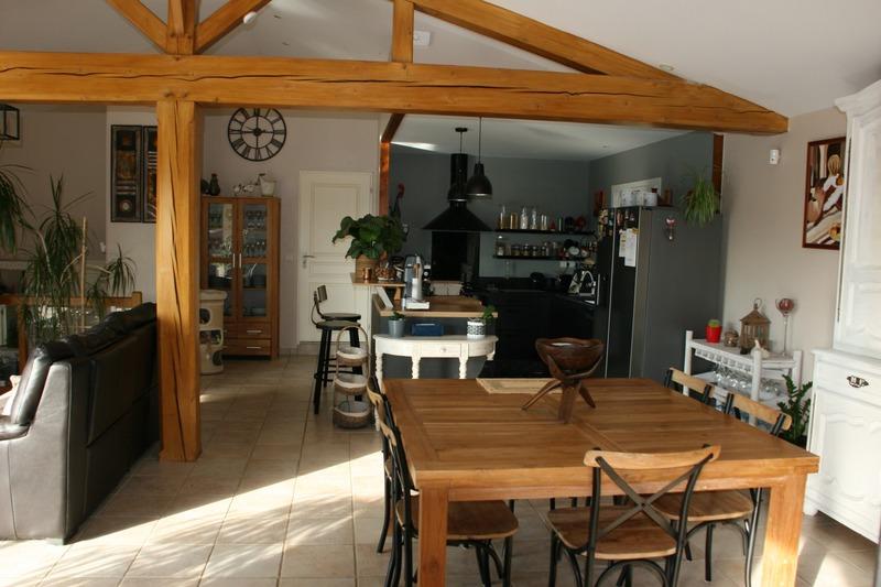 Propriété - 145 m² - 5 pièces