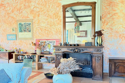 Propriété - 210 m² - 7 pièces