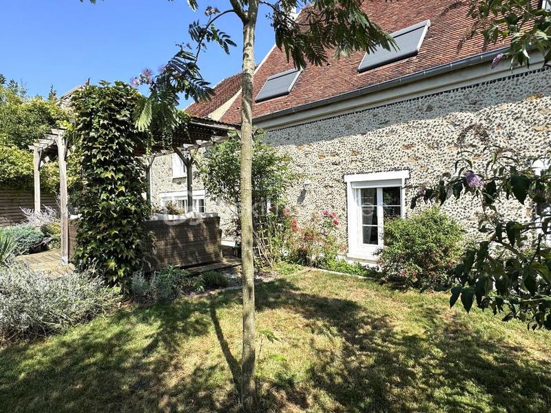 Maison en pierre - 240 m² - 8 pièces