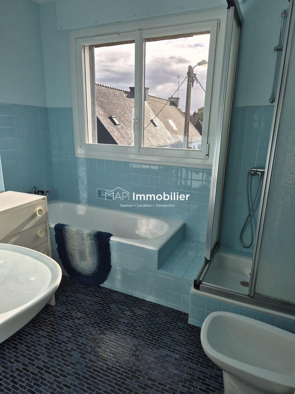 Maison - 160 m² - 8 pièces