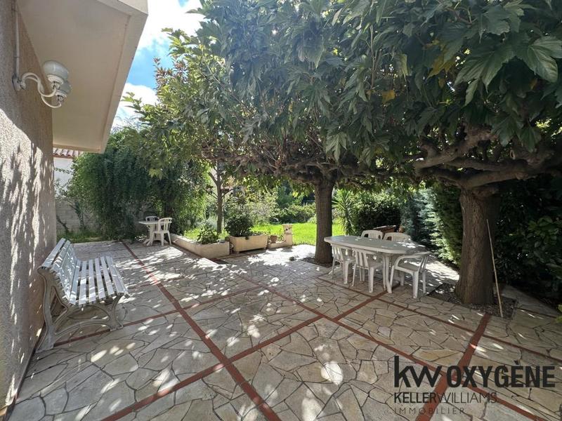 Maison - 185 m² - 6 pièces