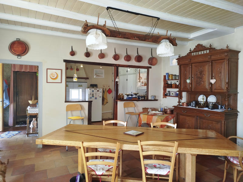 Maison de village - 240 m² - 7 pièces